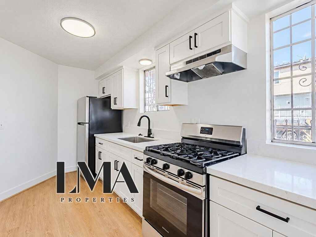 240 W 101st St #244A - Photo 3 of 10