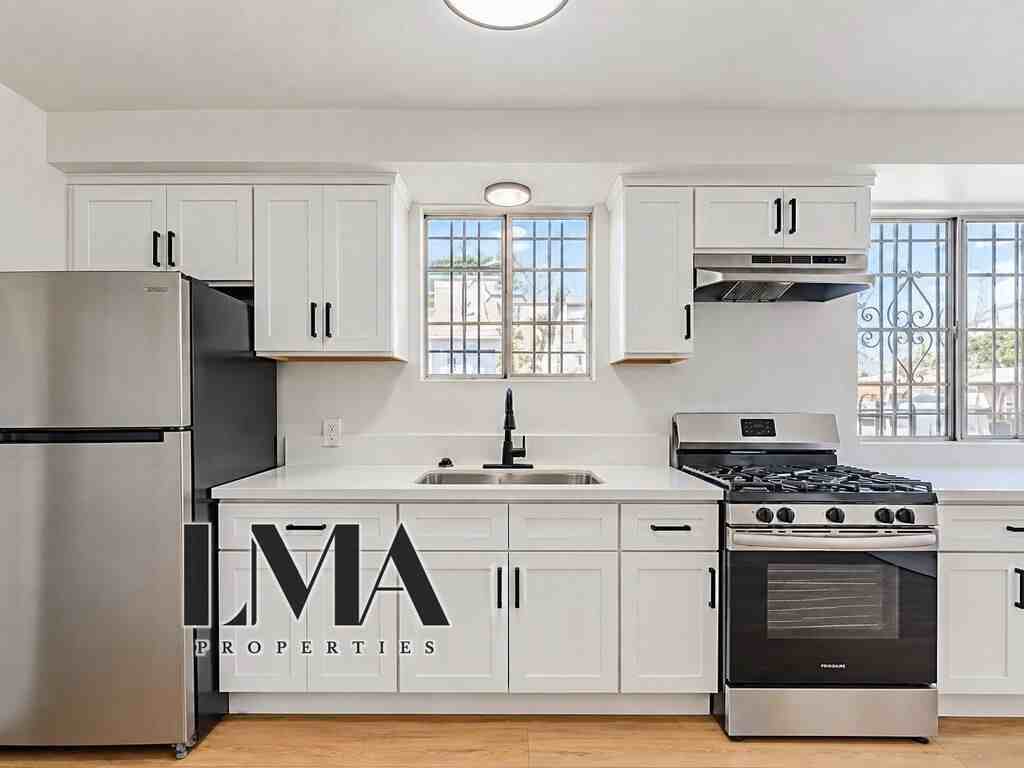 240 W 101st St #244A - Photo 2 of 10