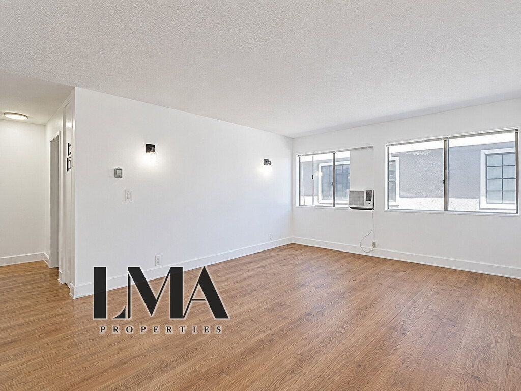 545 West 14th Street  West 14th Street #7 - Photo 7 of 9