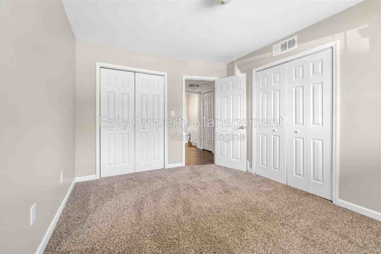 1032 Montie Rd - Photo 7 of 10