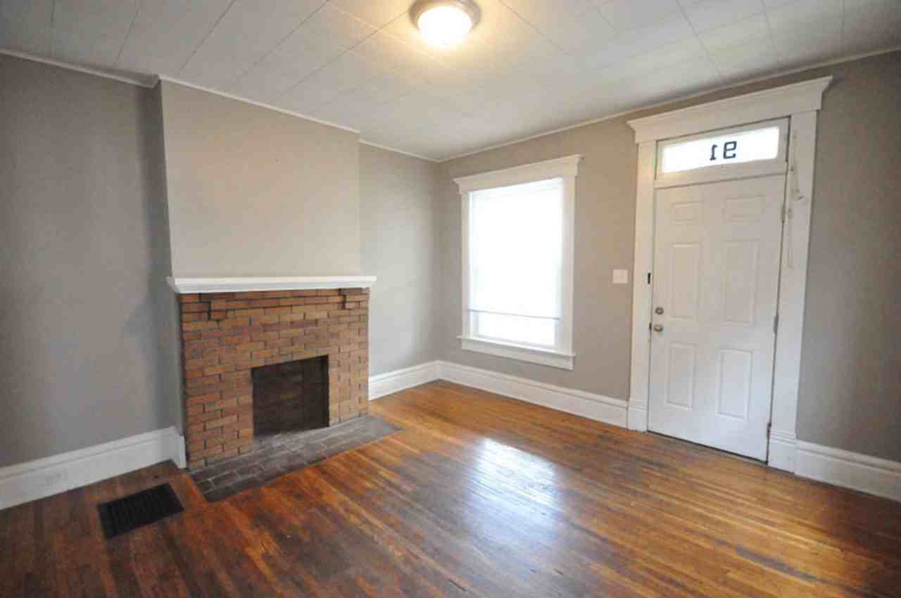 91 E Patterson Ave - Photo 2 of 13