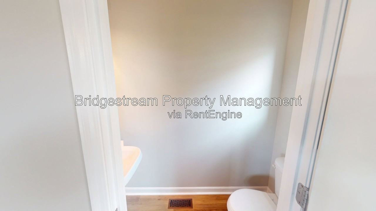 225 E 1st St - Photo 6 of 14