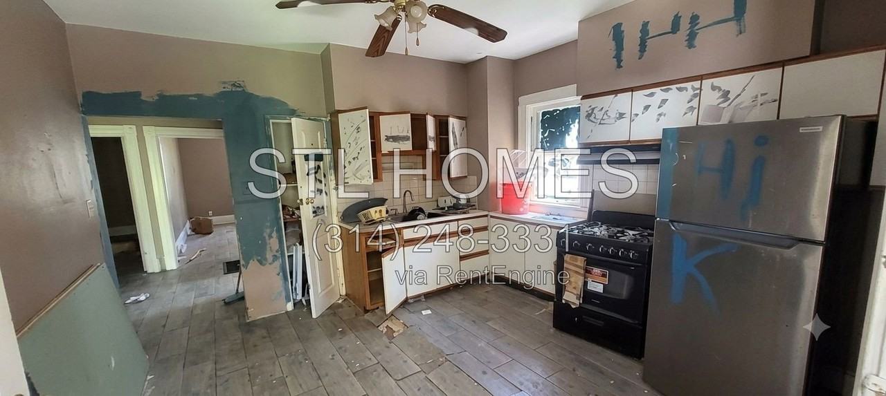 7014 Greenway Ave - Photo 6 of 11