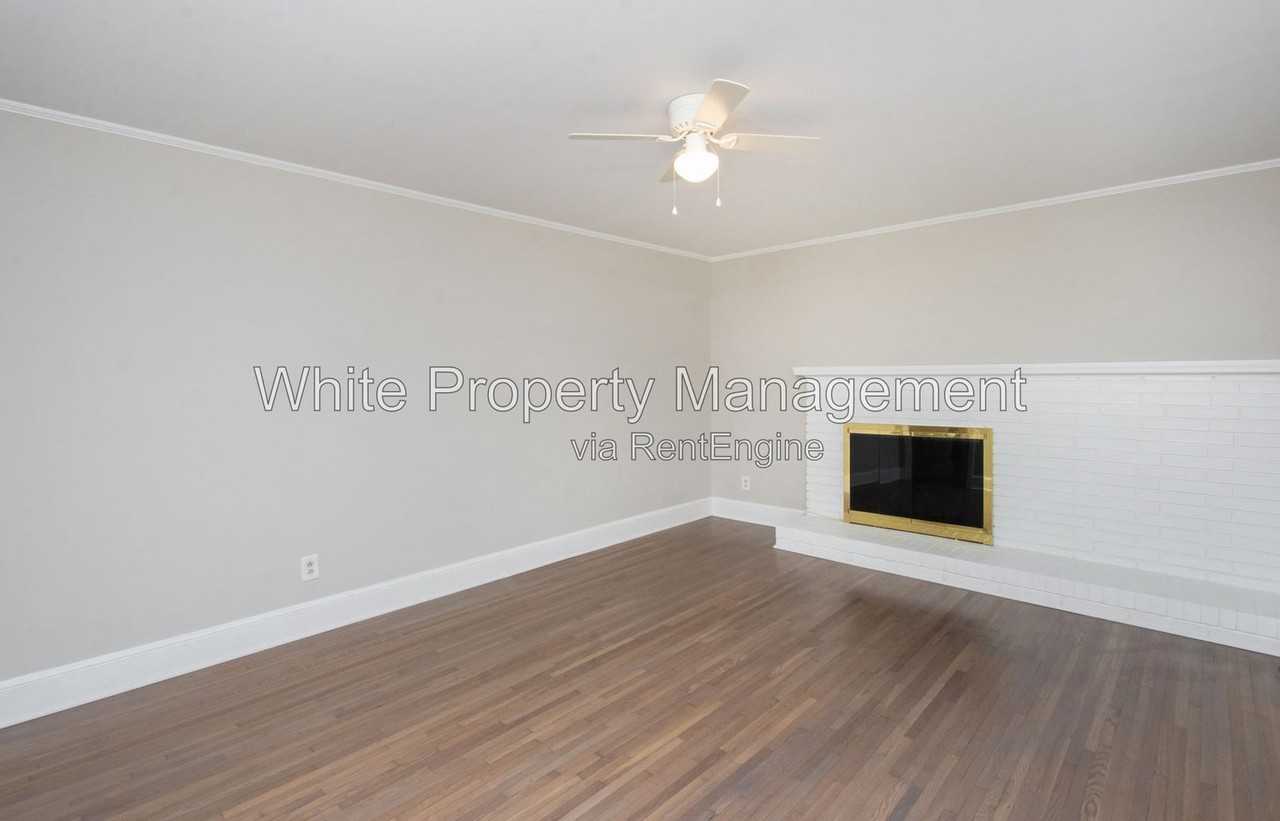 2517 Heywood Ave - Photo 3 of 30