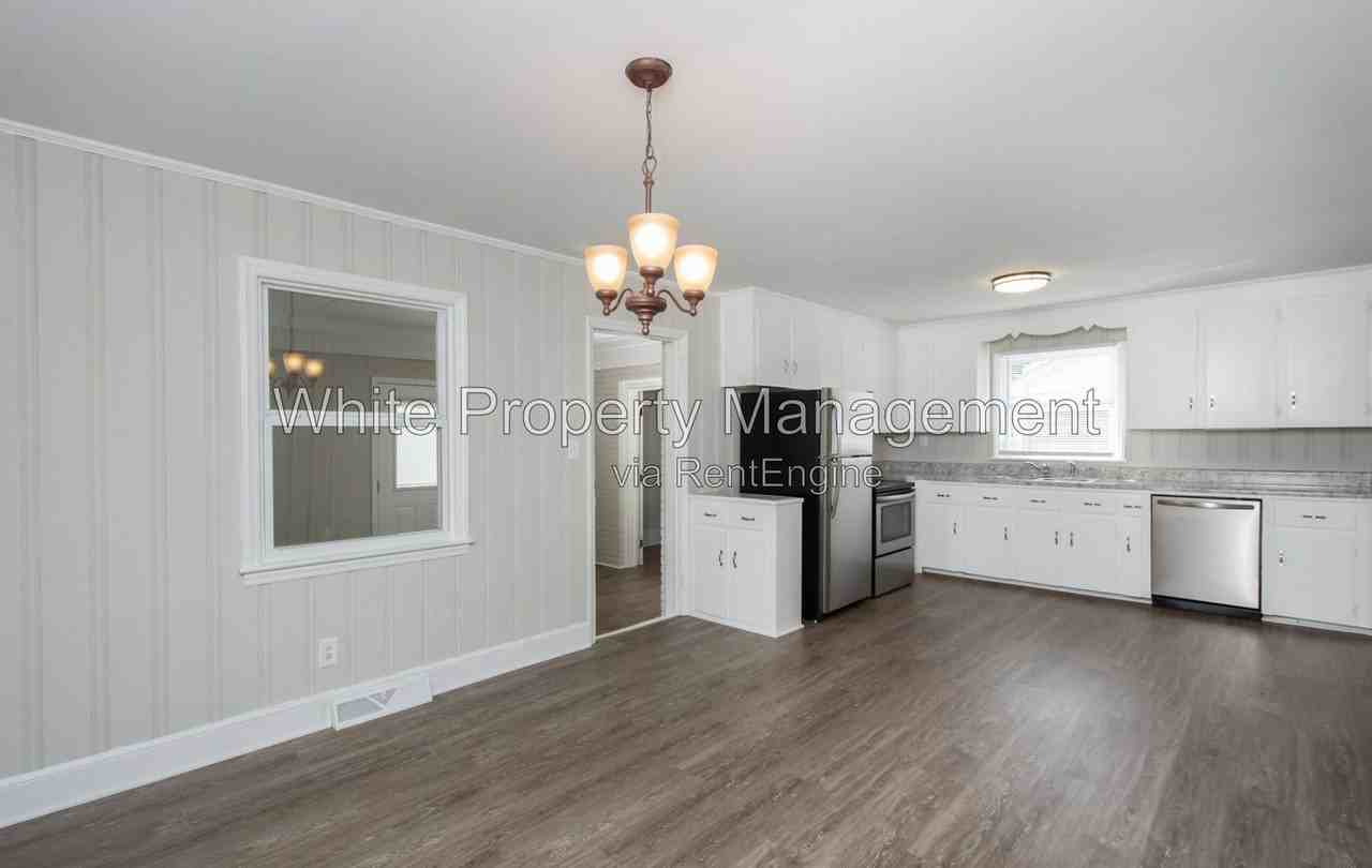 2517 Heywood Ave - Photo 6 of 30