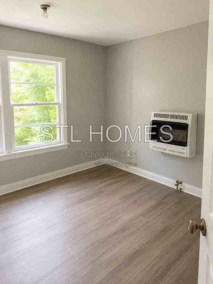 152 Segura Ave #1 - Photo 3 of 23