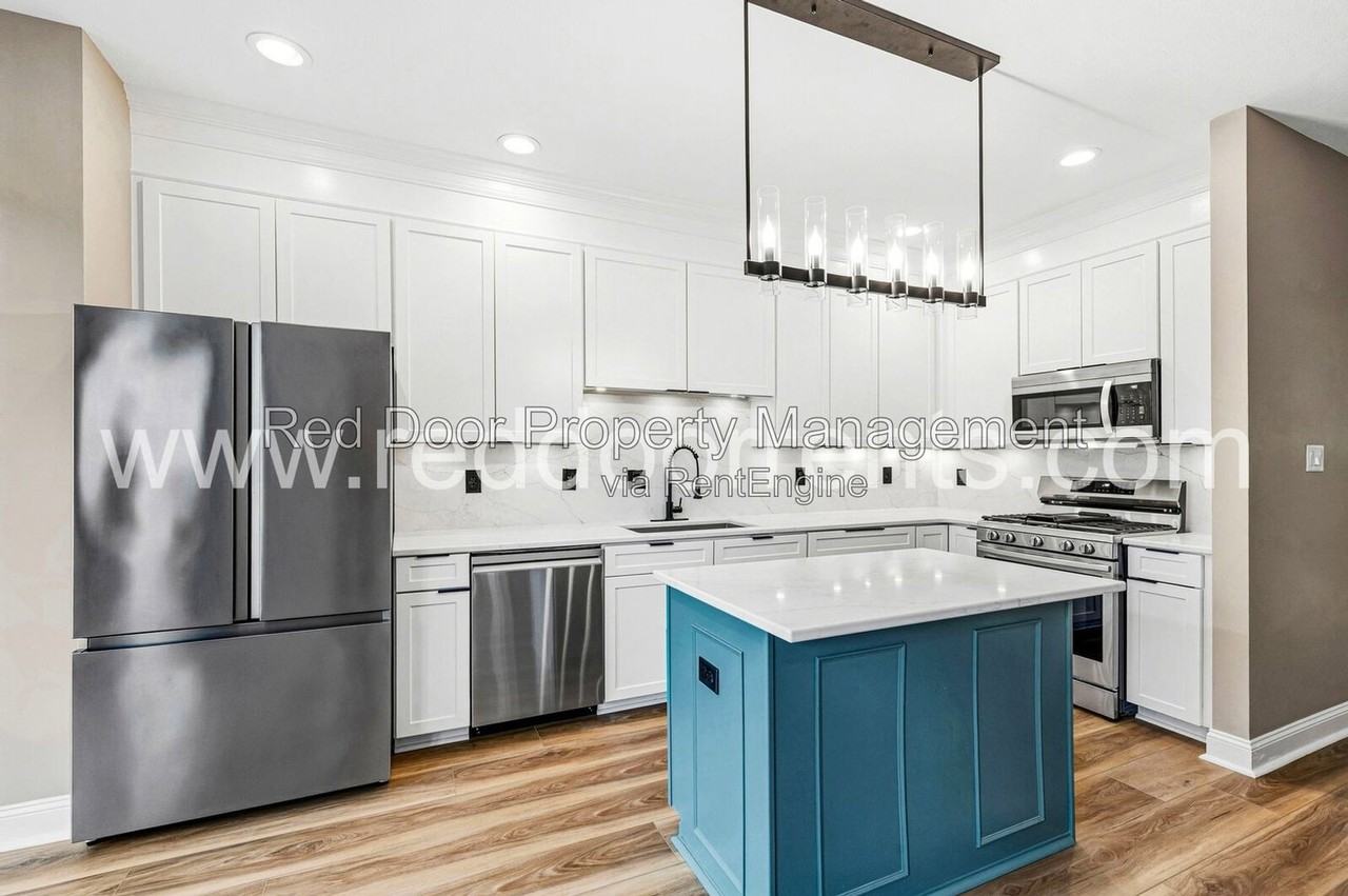 15330 Mystic Rock Dr - Photo 6 of 39