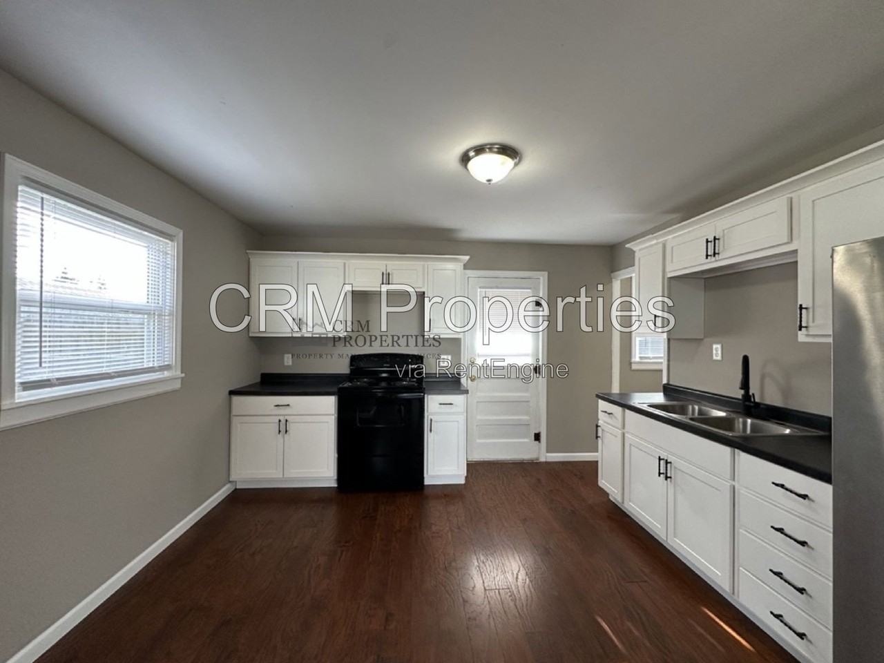 1417 W Broadway St - Photo 5 of 17