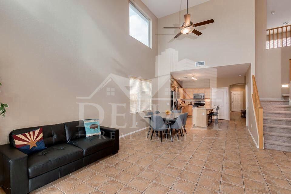 44327 W Oster Dr - Photo 5 of 17
