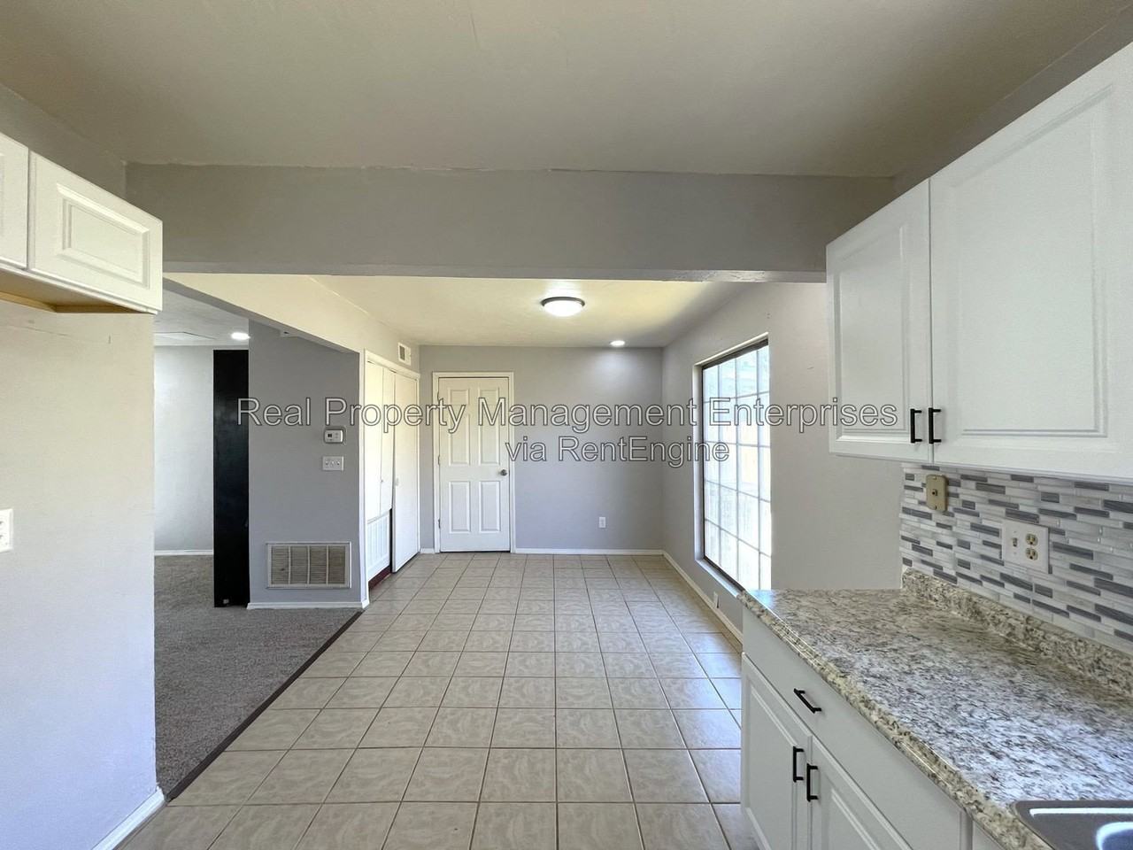 11511 Stagecoach Trl - Photo 7 of 24