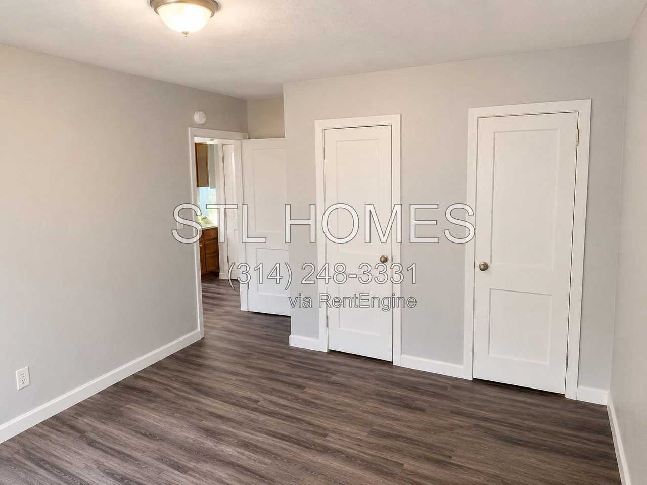 3251 Meadow Ln - Photo 4 of 10