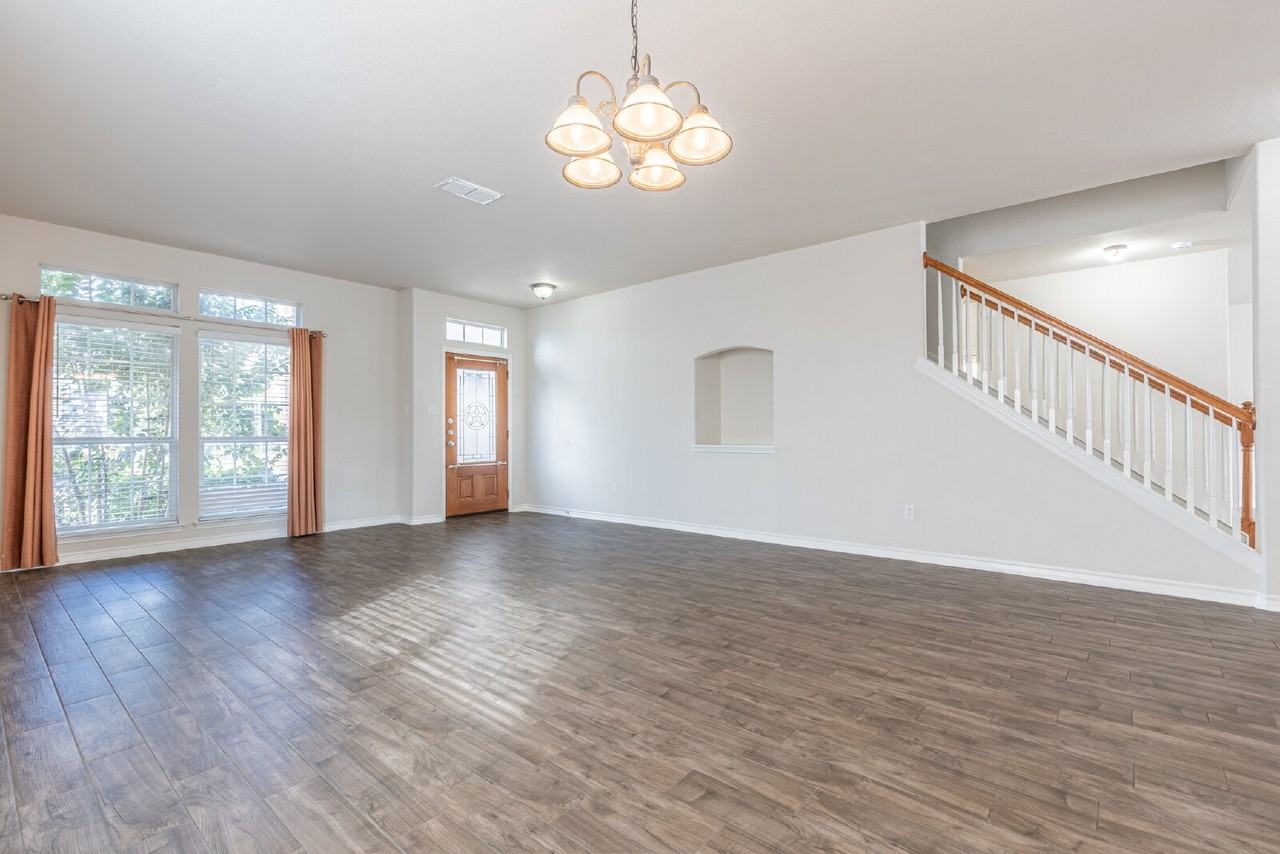 21226 Villa Valencia - Photo 6 of 44