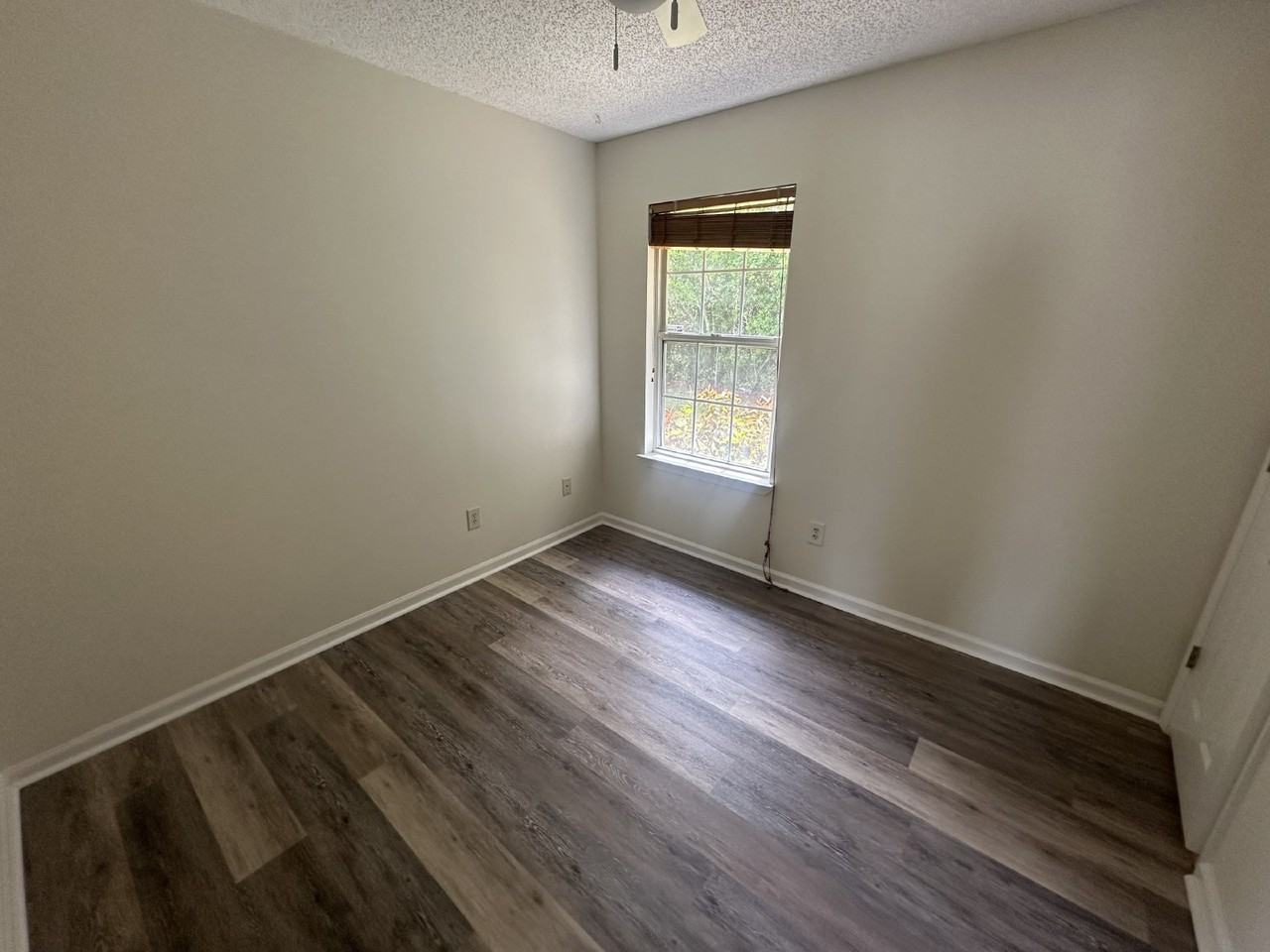 2582 Zachary Ct - Photo 4 of 10