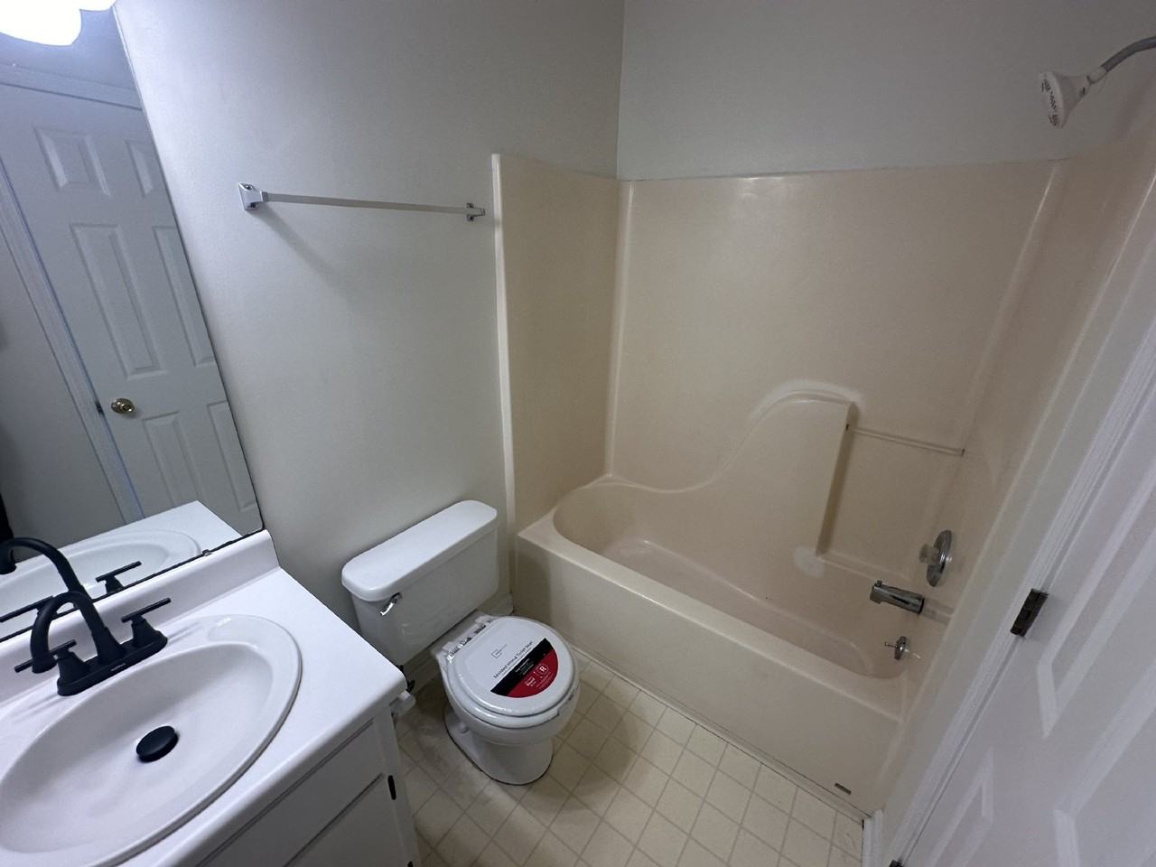 2582 Zachary Ct - Photo 5 of 10