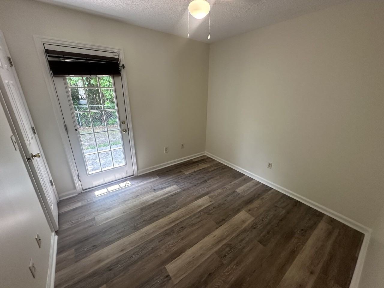 2582 Zachary Ct - Photo 6 of 10