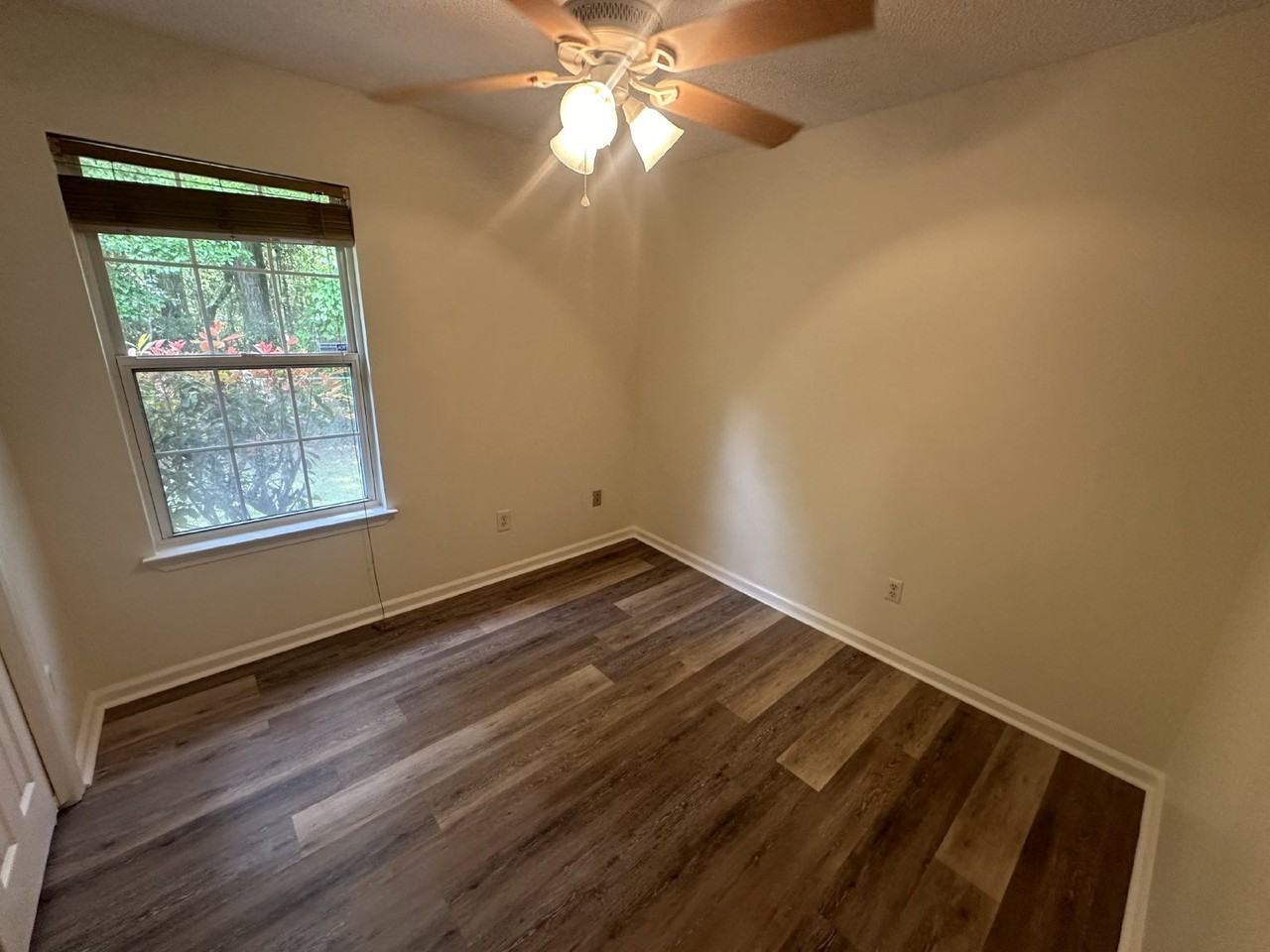 2582 Zachary Ct - Photo 7 of 10