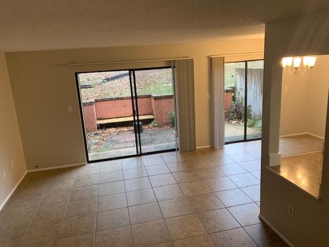 9 Hidden Cove Cir - Photo 7 of 11