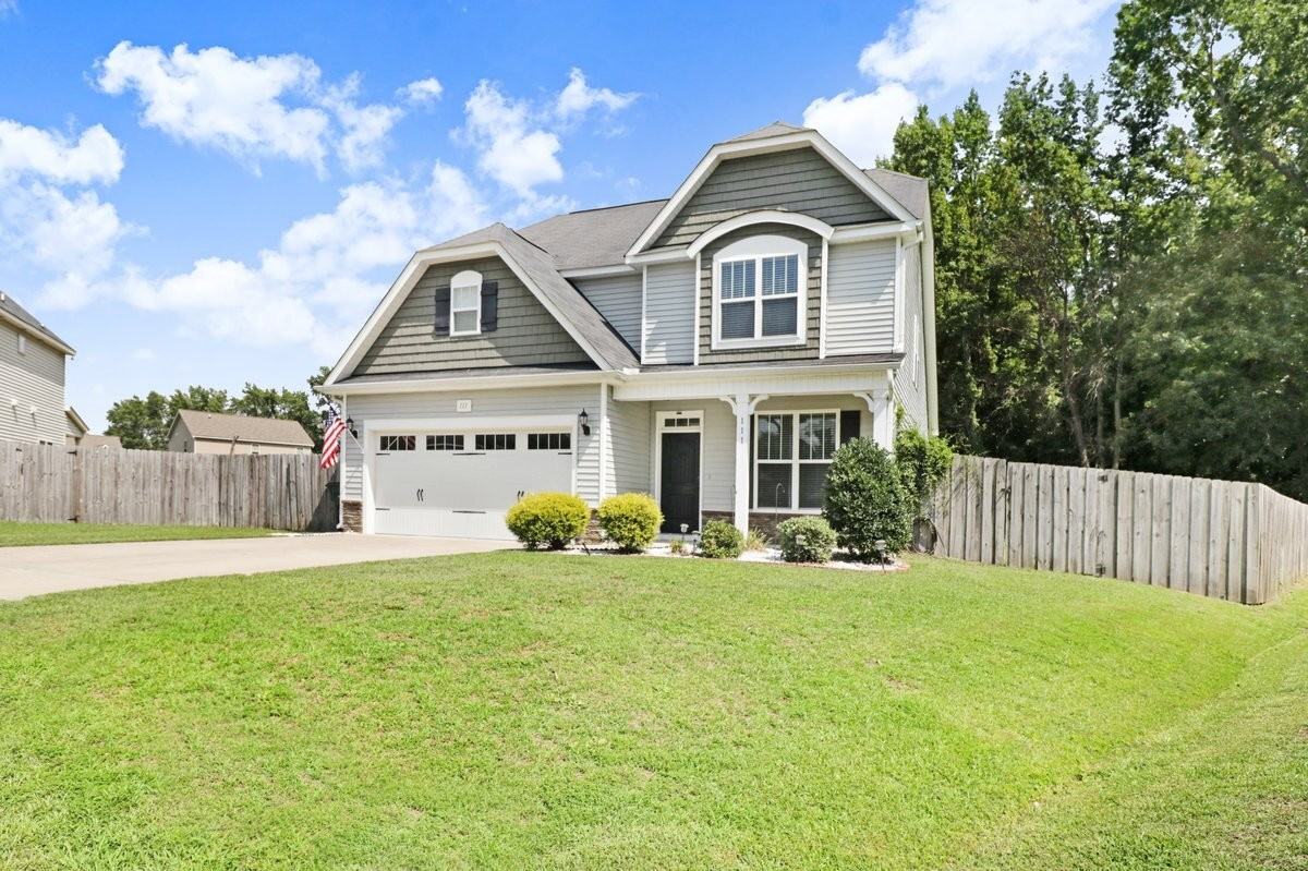 111 E Berkshire Ct - Photo 4 of 47