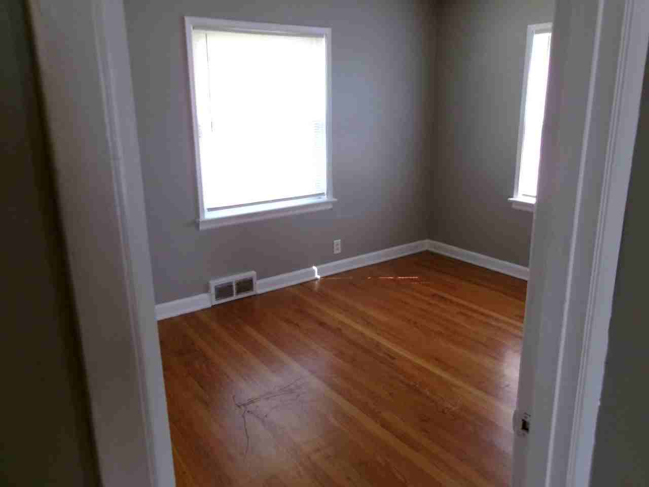 1138 Bosworth Dr - Photo 5 of 11