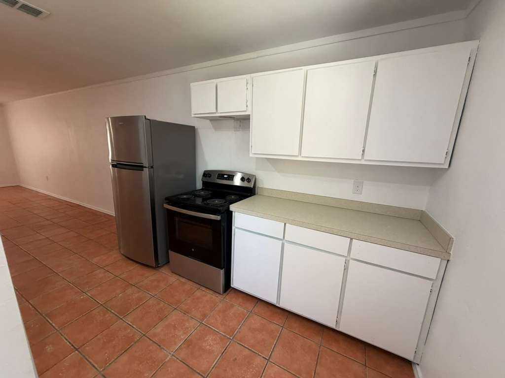 2714 W Mile 17 1/2 Rd - Photo 3 of 11