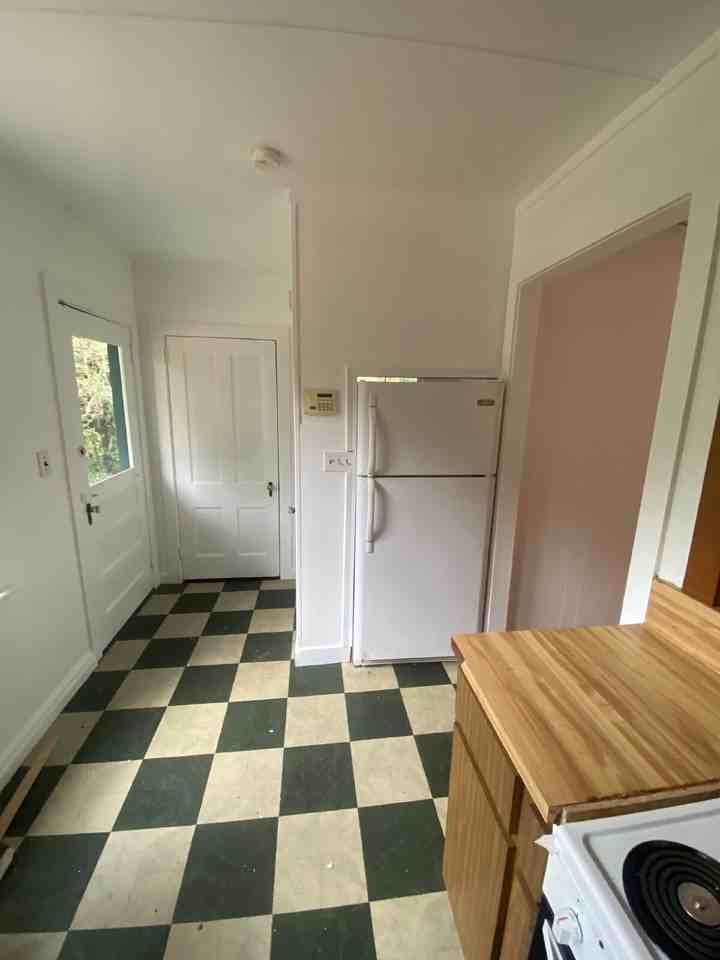 305 E Bradford Rd - Photo 7 of 7
