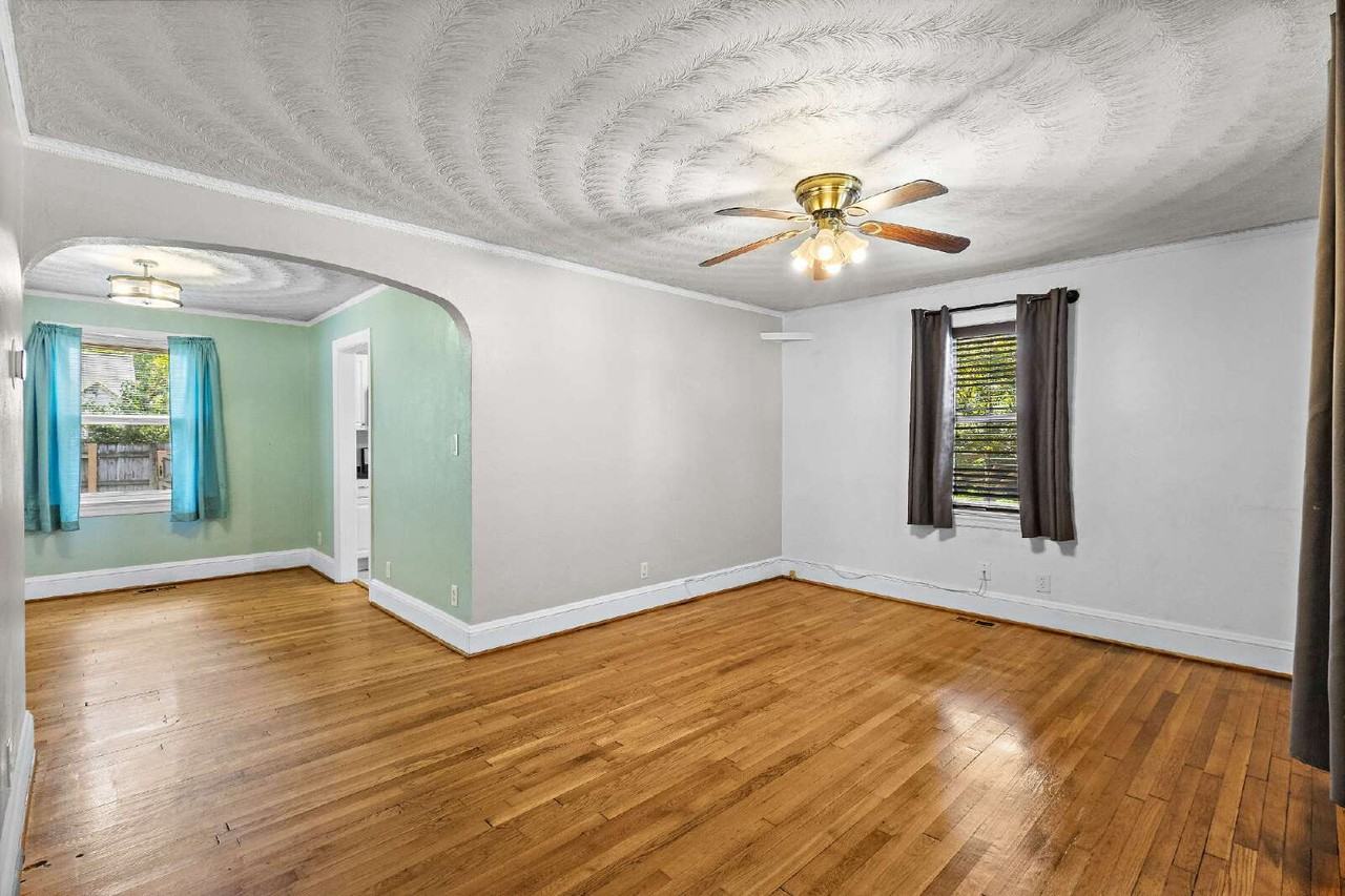 201 Beechwood Ave - Photo 4 of 12