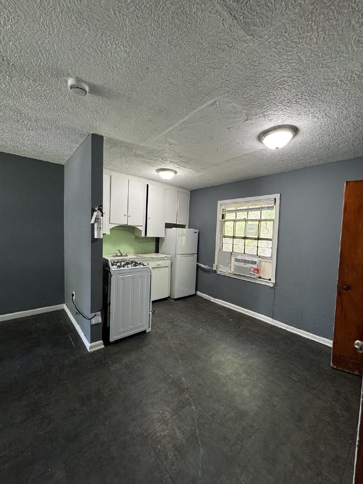 5105 Timothy St #9 - Photo 3 of 6