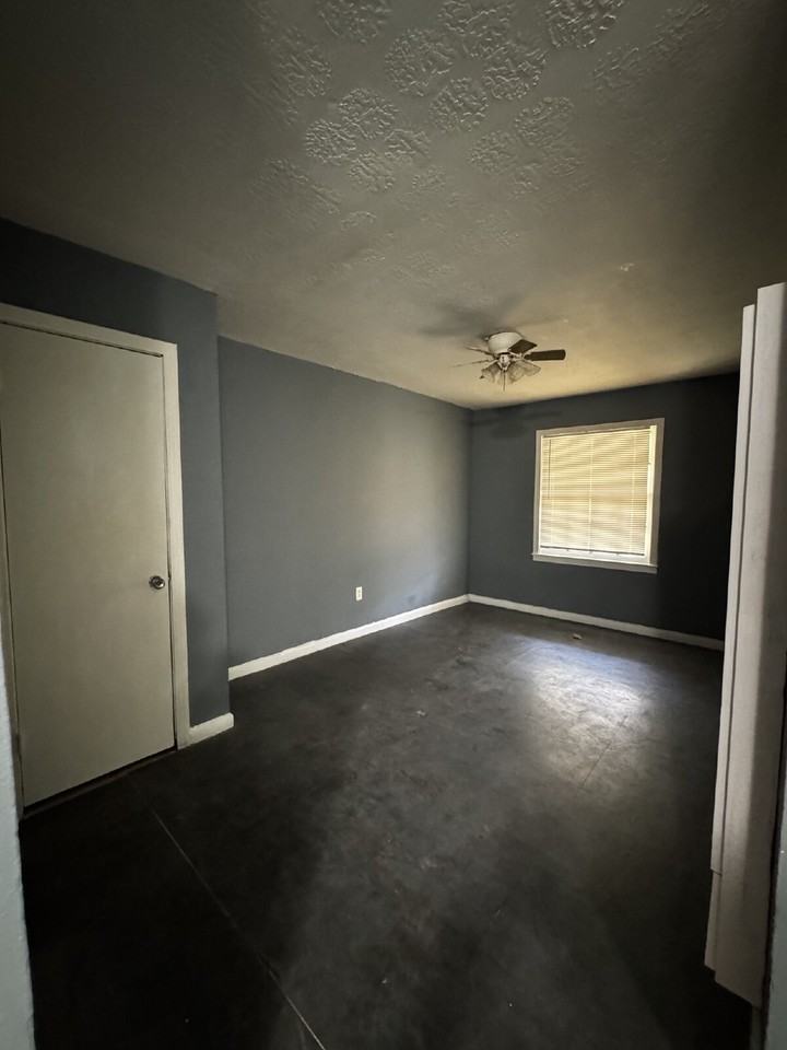 5105 Timothy St #9 - Photo 5 of 6