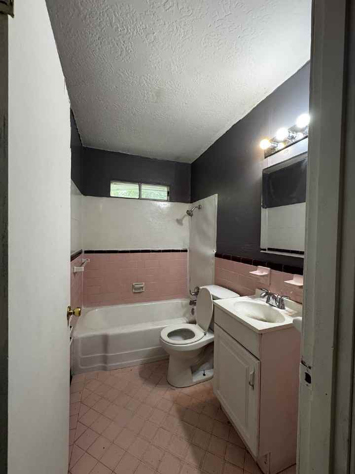5105 Timothy St #9 - Photo 6 of 6