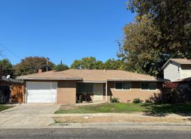 featured image of 2653 Agnes Way