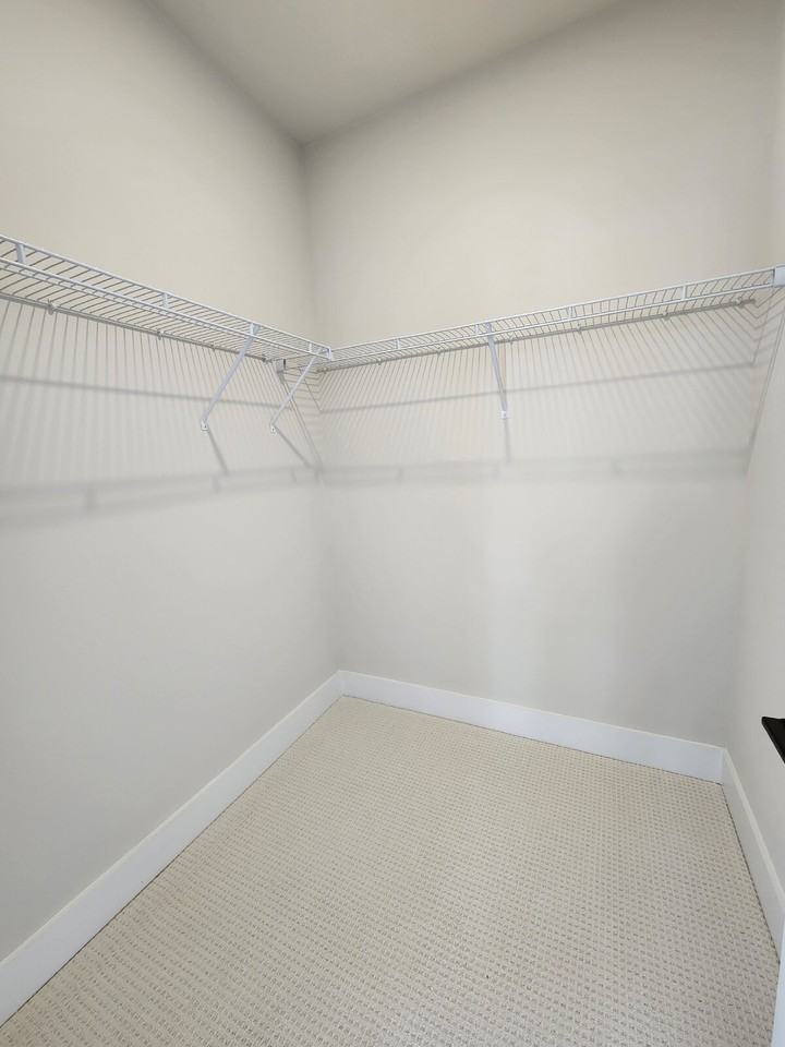 4102 Indiana Ave - Photo 3 of 28