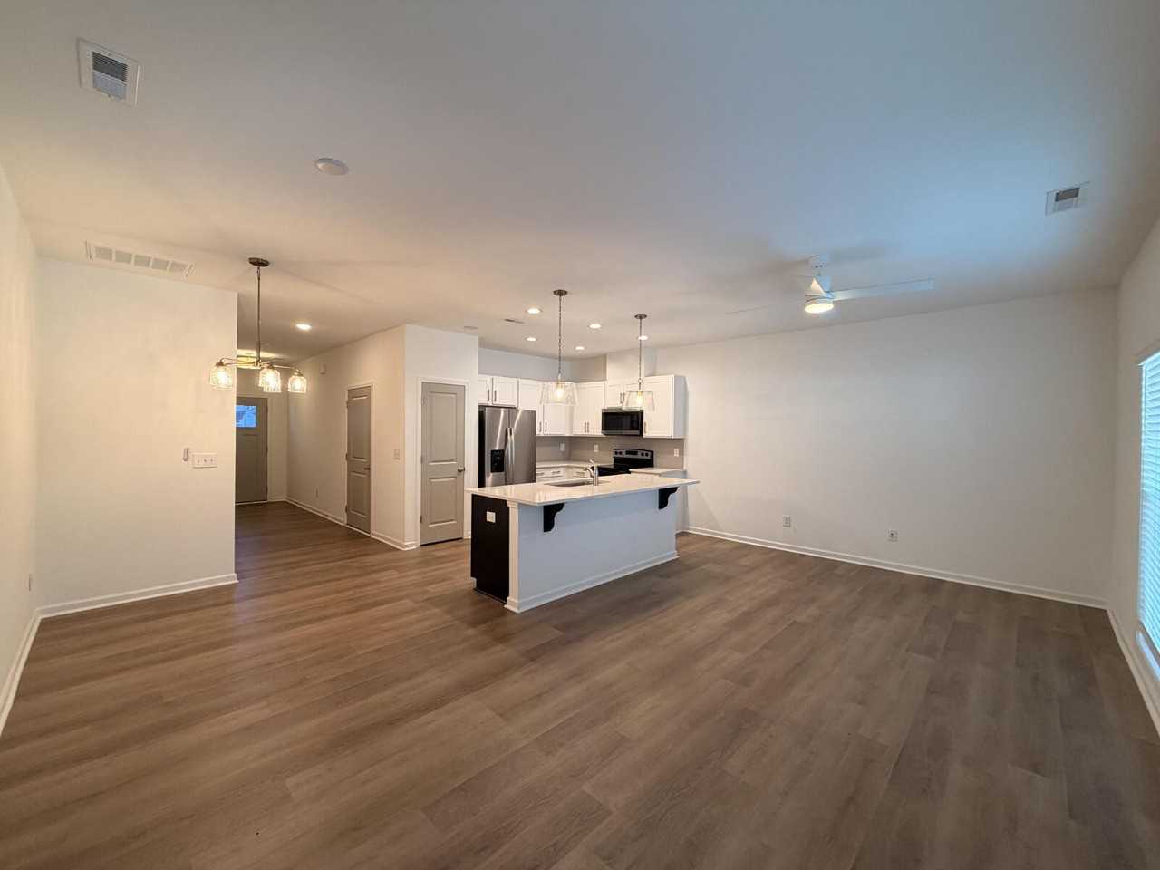 1 N Lenny Dr - Photo 2 of 20
