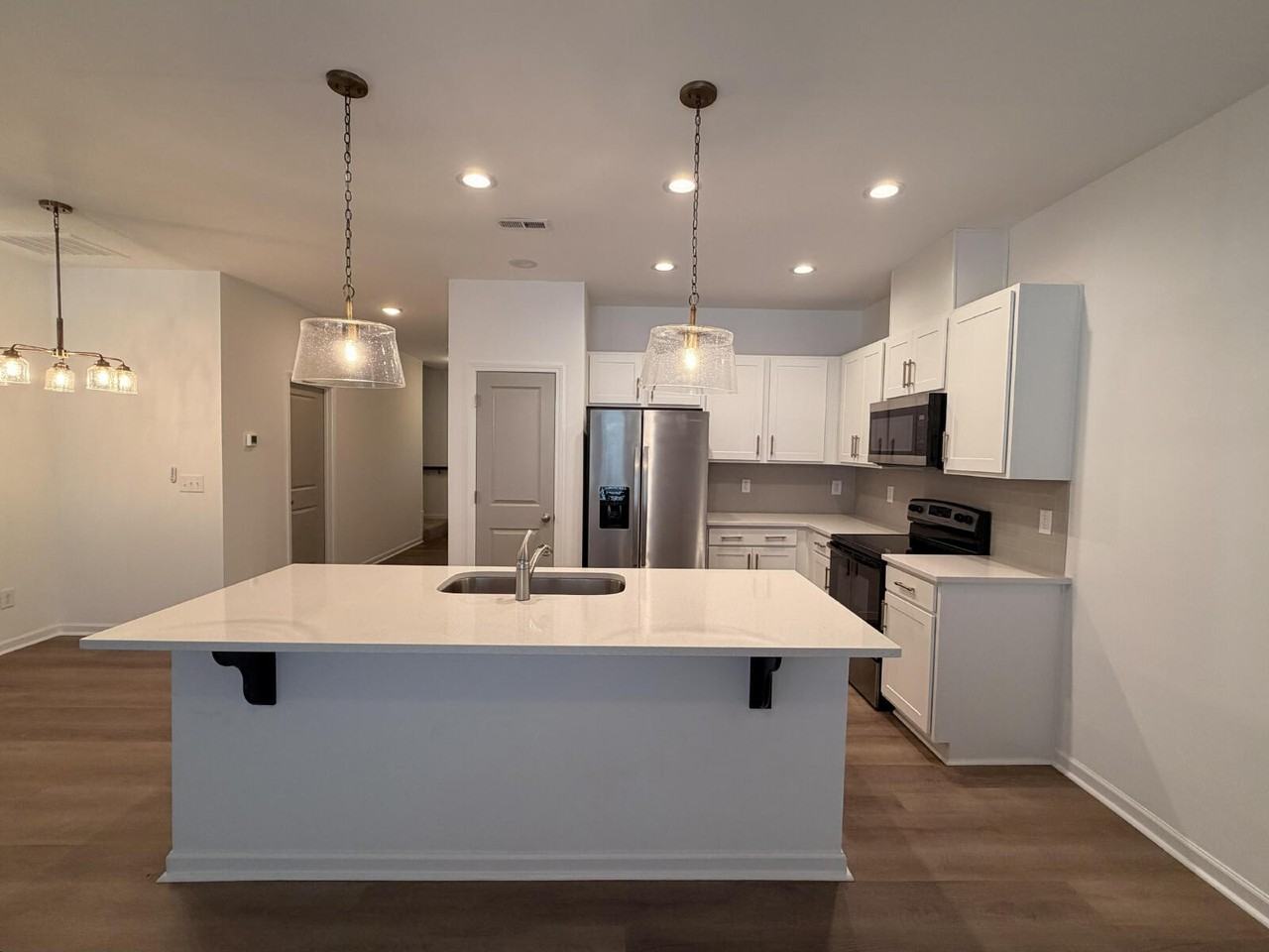 1 N Lenny Dr - Photo 4 of 20