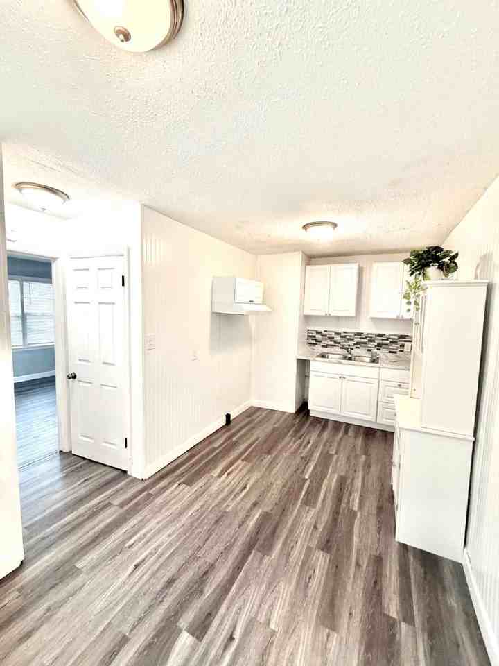 801 Hubbard Ave - Photo 6 of 19