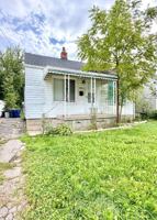 featured image of 3413 Clairmont St