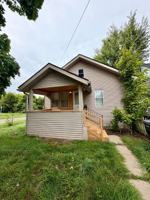 featured image of 2554 Swayze St