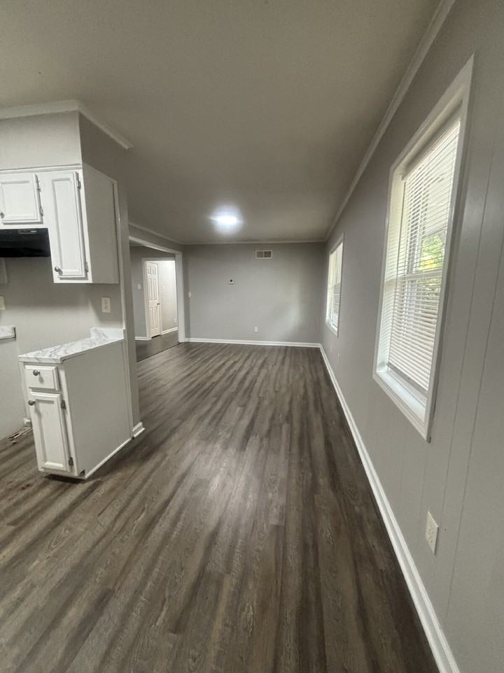 3251 Aden St - Photo 7 of 21