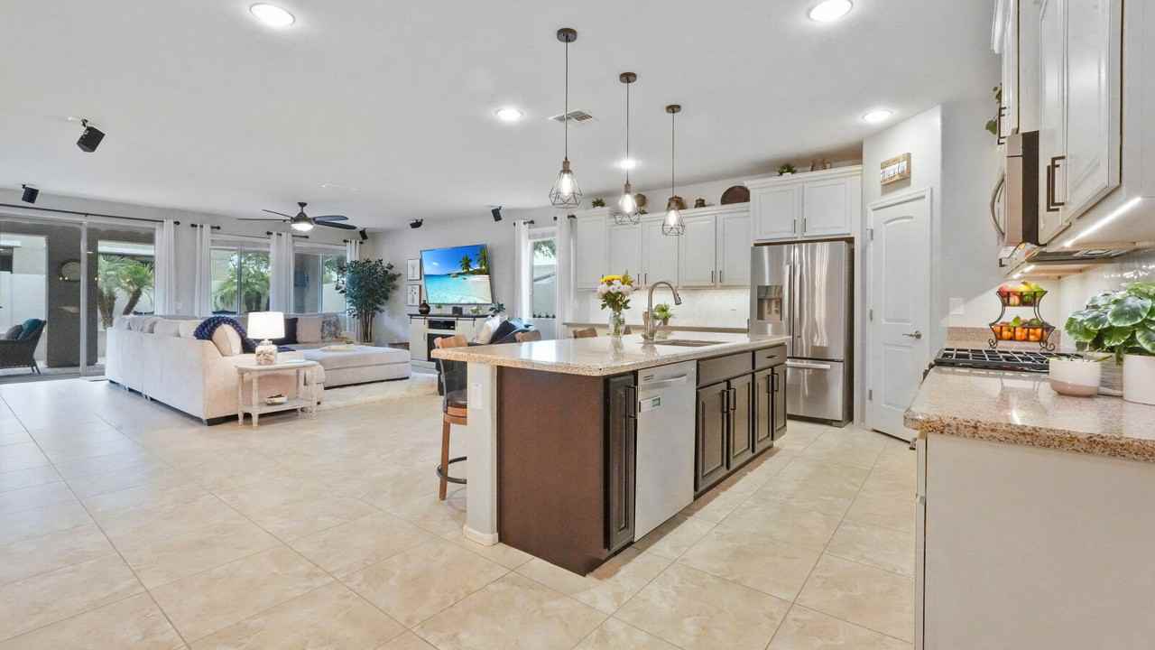 22451 E Avenida Del Valle - Photo 4 of 28