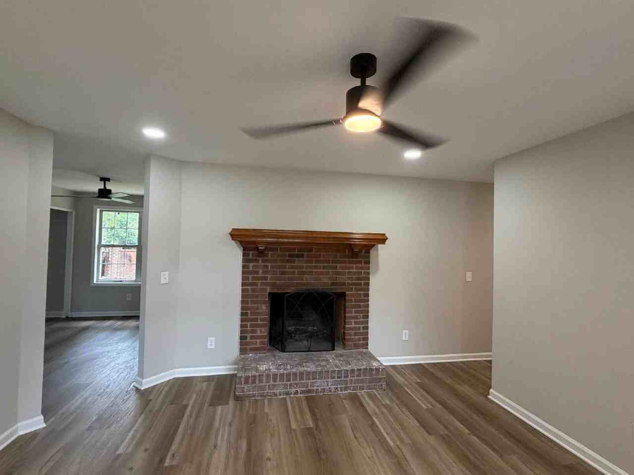 157 Yardley Farms Dr - Photo 4 of 23