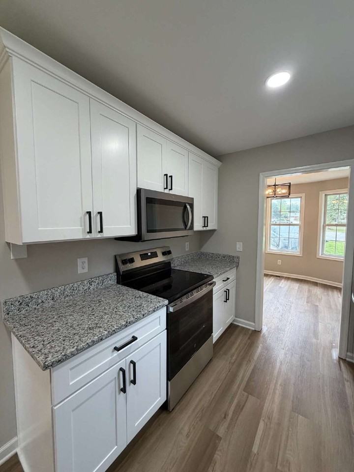 157 Yardley Farms Dr - Photo 5 of 23