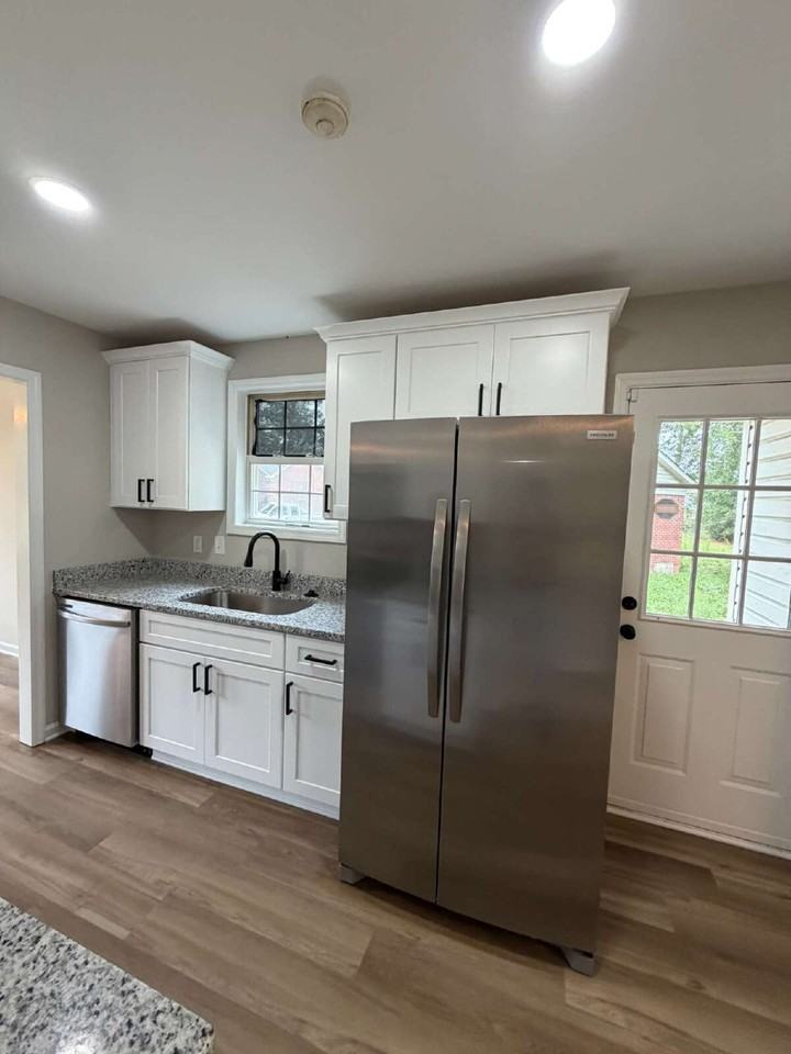 157 Yardley Farms Dr - Photo 6 of 23