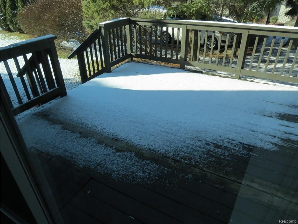 551 Foxboro Square - Photo 3 of 28