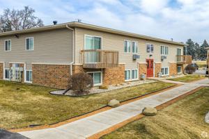 featured image of 1110 1110 - 1122 S. Wells Street 311 - 319 E. SOUTH STREET