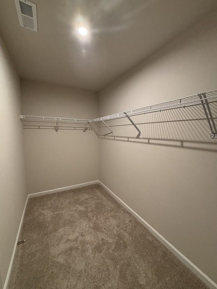 282 N Coral Bells Way - Photo 3 of 38