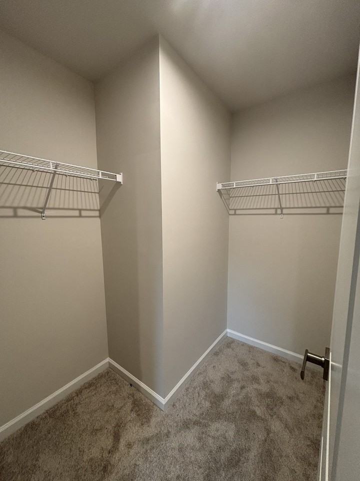 282 N Coral Bells Way - Photo 2 of 38