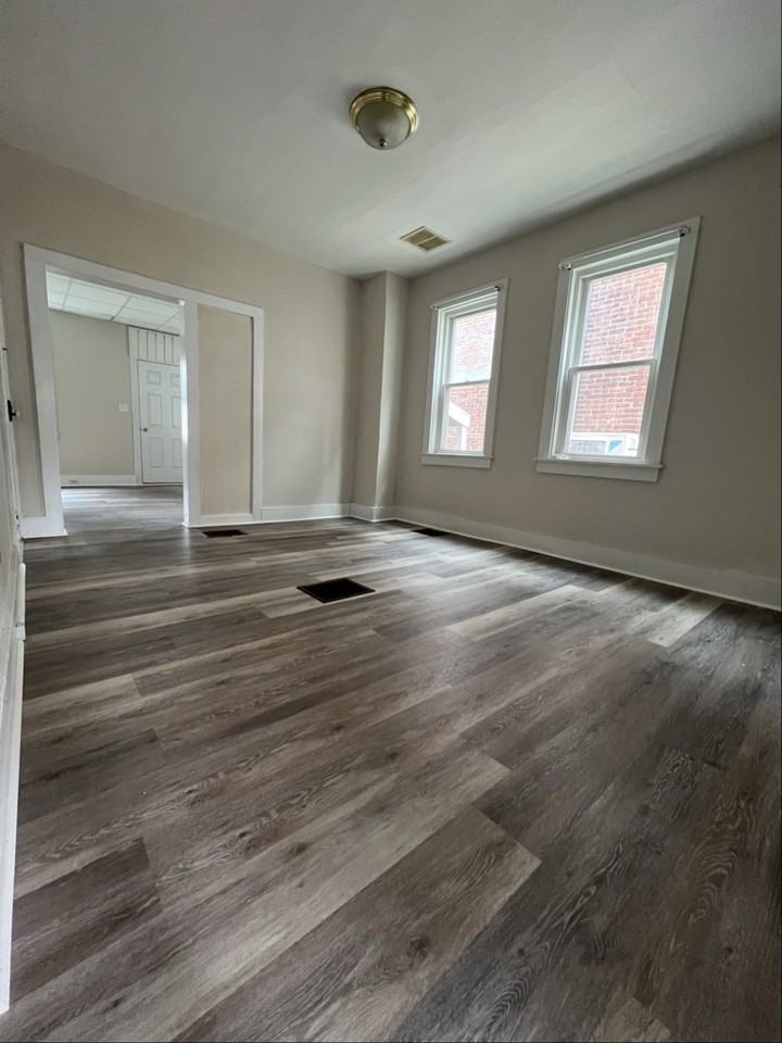 321 W Central Ave - Photo 7 of 12