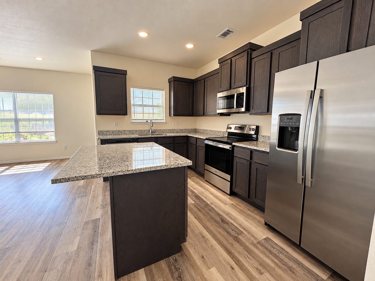 4235 W Santa Fe Street - Photo 3 of 26