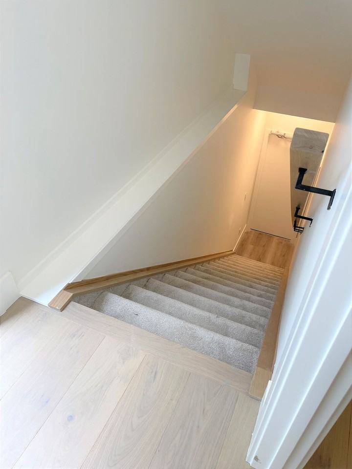 2331 27 Ave Nw - Photo 5 of 17