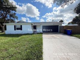 featured image of 1718 Palmer Ln