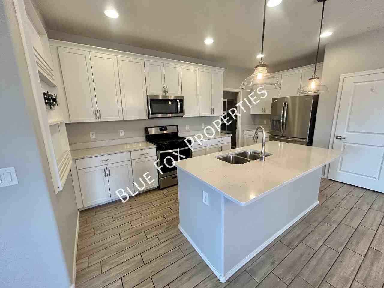 7037 E Vuelta Aguarachay - Photo 7 of 39